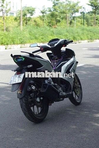 bán winnenr V4 đời 2025, có phanh abs, htro góp 0d