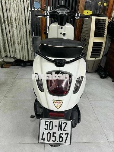 Vespa Trắng