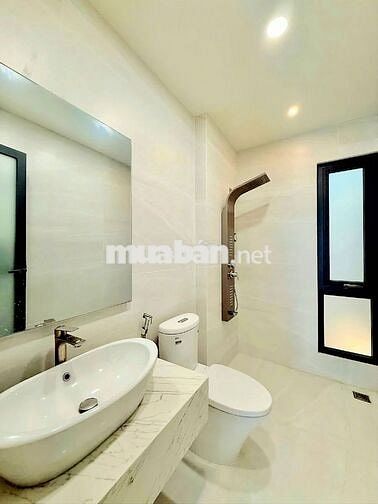 Giảm 1,5tỷ- Bán Gấp Nhà 5Tầng 60m2 - HXH 7m thông Sát MT Phạm Văn Đồng