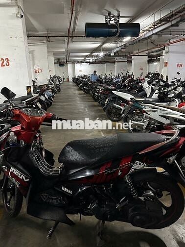 Xe Nouvo 135cc, màu Đỏ-Đen