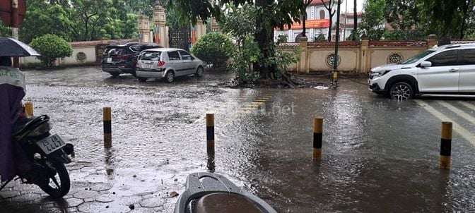 Cho thuê căn liền kề 2 tâng. Mặt tiền 5m,  mặt đường 6m