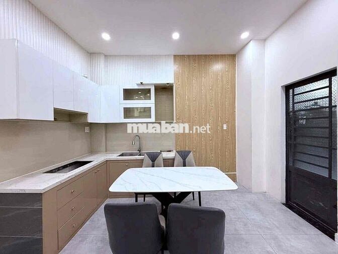 Bán gấp nhà hẻm 7m Ký Hoà, Quận 5. Giá 5tỷ200/ 42m2 - hoàn công 2023