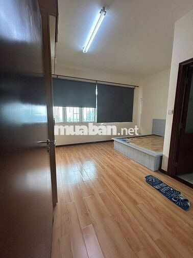 Cho thuê CH Tản Đà Court Tản Đà, P11, Q5. DT77m2, 2PN, 2WC, Giá 13.5tr