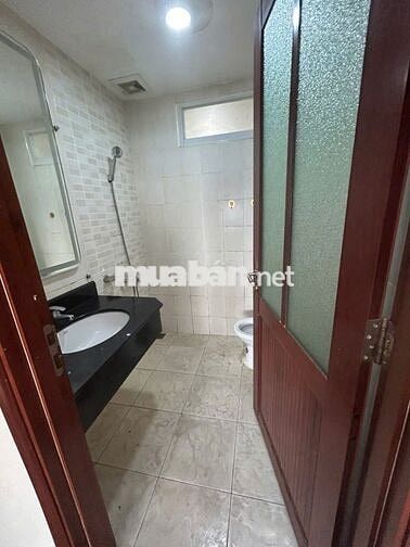 Cho thuê CH Tản Đà Court Tản Đà, P11, Q5. DT77m2, 2PN, 2WC, Giá 13.5tr