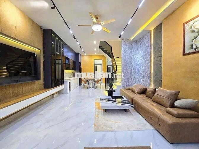 BÁN NHÀ 3 TẦNG MẶT TIỀN HÒA MINH – GẦN BIỂN NGUYỄN TẤT THÀNH – FULL NỘ