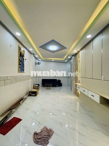 Nhà Hậu Giang, 33m², 4x7m, 3 Tầng, 3 PN, Gần Mặt tiền, Giá nhỉnh 3 tỷ