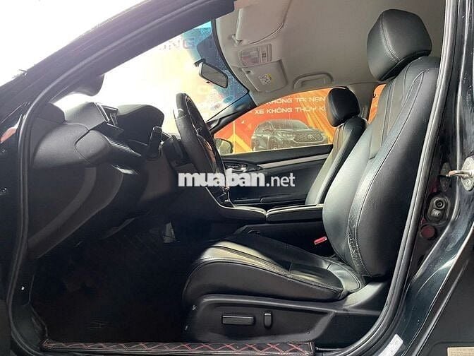Honda Civic 2019  - 68000 km