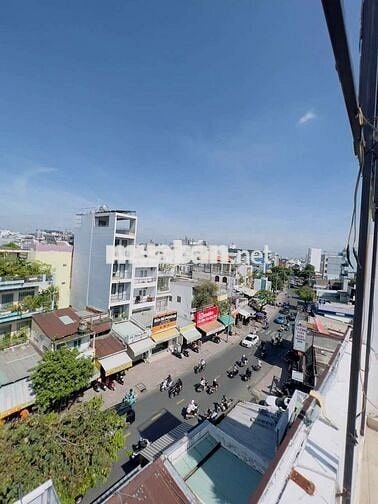 Cho thuê nhà mặt tiền 5 x 18m 3 lầu đường Nơ Trang Long p12 Bình Thạnh