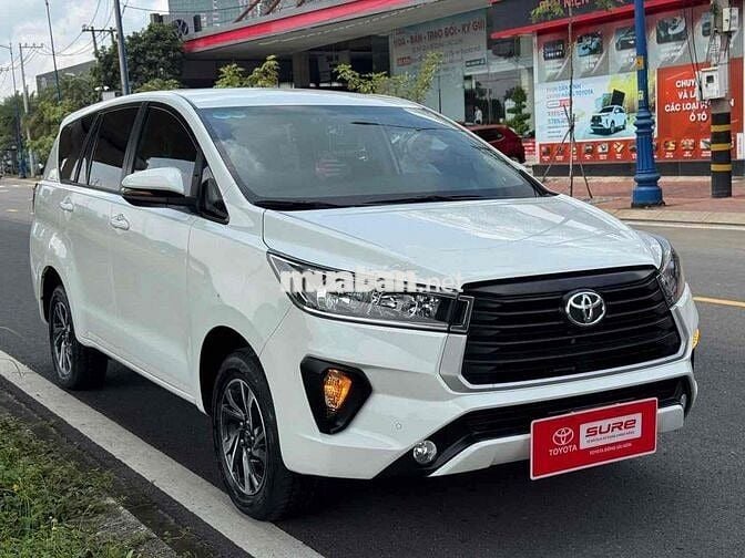 Toyota Innova 2023 2.0E MT - 45268 km