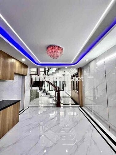 Nhà Đẹp 4 Tầng — Hẻm Xe Hơi Hương Lộ 2(4m x 14m) Hướng Tây