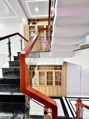 Nhà Đẹp 4 Tầng — Hẻm Xe Hơi Hương Lộ 2(4m x 14m) Hướng Tây