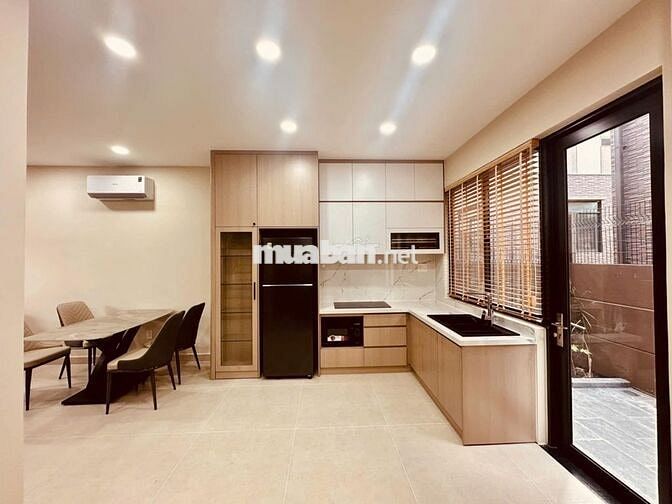 Cho thuê Nhà phố vườn 1 trệt 1 lầu 2pn 2vs thoáng mát, yên tĩnh