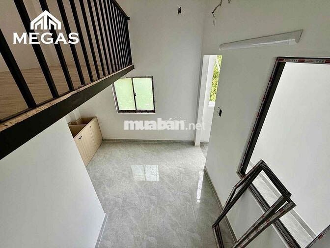 PHÒNG MỚI CỬA SỔ THOÁNG GẦN NGAY ĐH NGÂN HÀNG