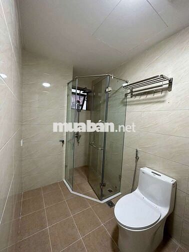 Bán gấp căn 110m gồm 3pn, 2wc. Chung cư Nàng Hương - Nguyễn Trãi.