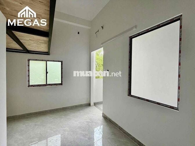 PHÒNG MỚI CỬA SỔ THOÁNG GẦN NGAY ĐH NGÂN HÀNG