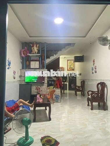 Cần tiền bán gấp nhà 1 TRỆT 1 LẦU (CÁCH NGÃ NĂM VĨNH LỘC 50m)