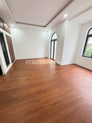 Bán biệt thự 4 tầng 187/37 Bạch Đằng, Phường 2, Tân Bình, 6,2x15m