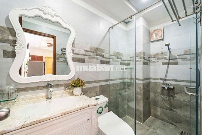 STUDIO - FULL NỘI THẤT - THANG MÁY - GẦN PHAN XÍCH LONG