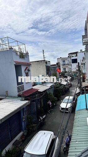 Nhà Hẻm ôtô, 60m2, 4 tầng , 5pn,5 Wc, sân thựợngj trứơc sauhồng riêng