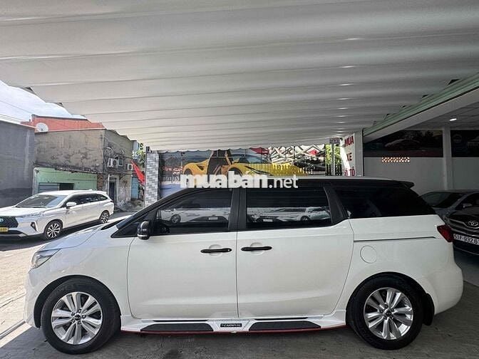 Kia Sedona 2016 2.2L DAT - 160000 km