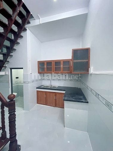 Bán nhà gấp đáo hạn Trần Hưng Đạo P6 Quận 5, 46m², hẻm 6m, giá 2,55 tỷ