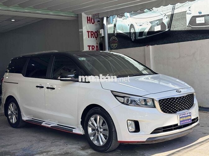 Kia Sedona 2016 2.2L DAT - 160000 km