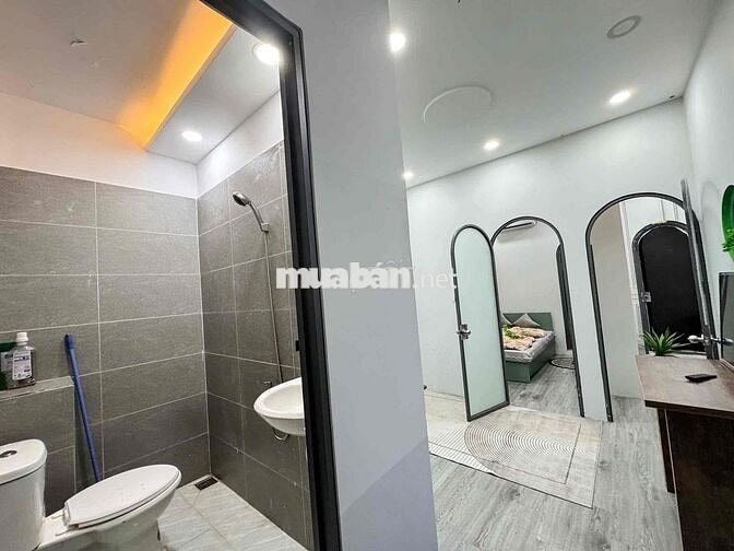 CHO THUÊ CĂN HỘ 2PN FULL NỘI THẤT BAN CÔNG GẦN CHUNG CƯ HÀ ĐÔ CENTROSA