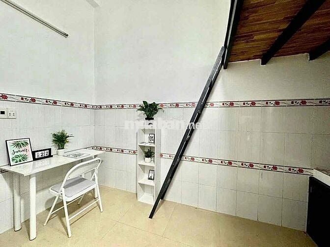 TRỐNG SẴN PHÒNG TRỌ CÓ GÁC - GIÁ SIÊU RẺ - CỬA SỔ TRỜI THOÁNG