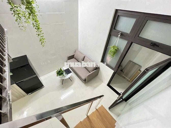 Duplex! Full option - Thang Máy - Hầm Xe - Bảo Vệ - Thành Thái Quận 10