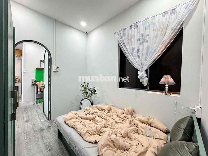 CHO THUÊ CĂN HỘ 2PN FULL NỘI THẤT BAN CÔNG GẦN CHUNG CƯ HÀ ĐÔ CENTROSA