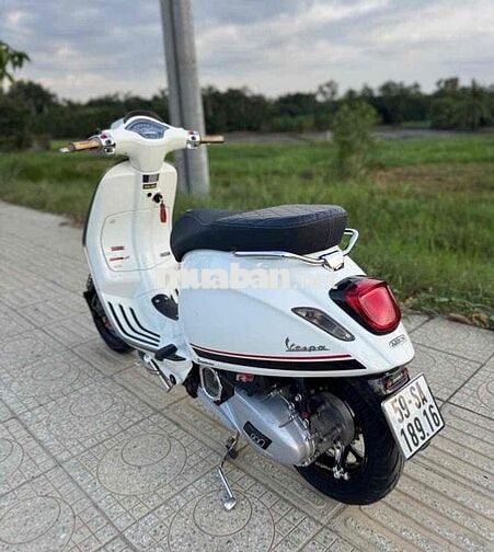 BÁN XE Vespa Sprint 2019 Kiểng bản Carbon