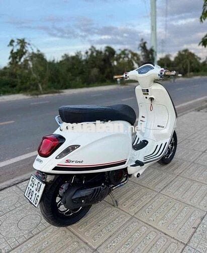 BÁN XE Vespa Sprint 2019 Kiểng bản Carbon