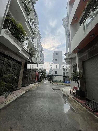 Nhà Siêu Phẩm , Hẻm Xe Hơi ngủ trong nhà , Giá tốt , liên khu 4-5 BT