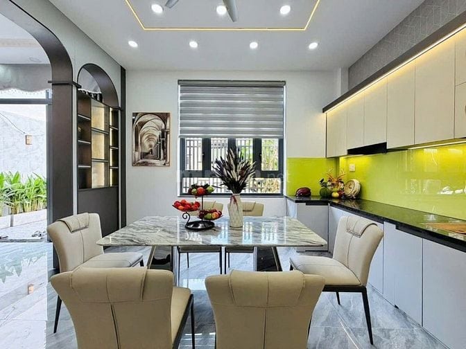 Bán nhà DT KHỦNG 8,5M X 10M KIỂU BIỆT THƯ VILA, CAO CẤP, HẺM Ô TÔ 