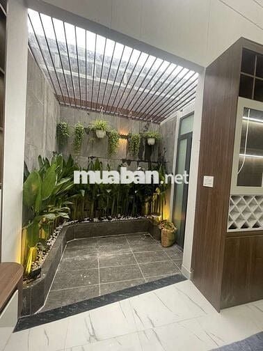 Nhà Siêu Phẩm , Hẻm Xe Hơi ngủ trong nhà , Giá tốt , liên khu 4-5 BT