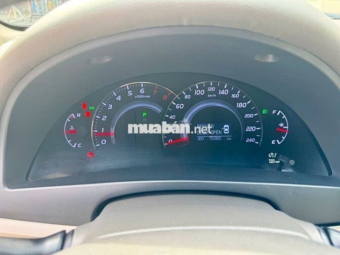 Camry 2.4G năm 2010 một chủ từ đầu