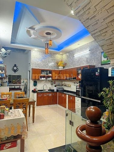 Chính chủ bán nhà 65m² đường Đỗ Thúc Tịnh, P12,Gò Vấp.Xây 4tầng,sổ sẵn