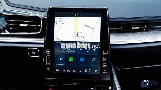 Hyundai Custin 2025 Cao Cấp 2.0T - Giảm giá lớn