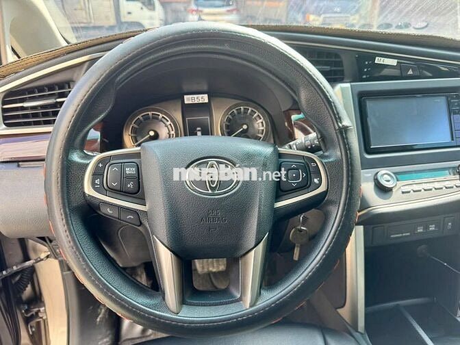 Toyota Innova 2.0G đời xe: 2018 Số tự động 8 chỗ