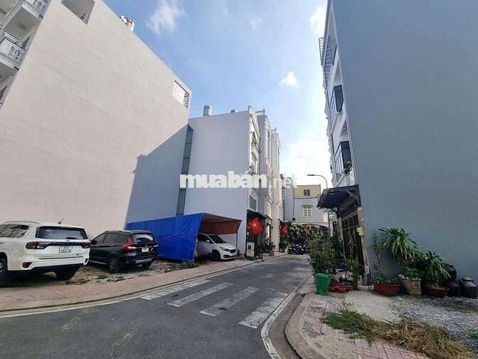 Bán Đất 5x11 , hẻm 2 xe tải Lê Trọng Tấn