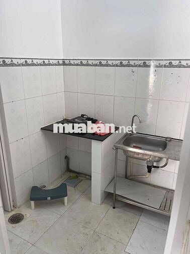 Nhà Nguyên Căn Hẻm Nhỏ 2 Tolet
