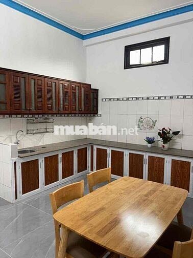 Bán Nhà 2 Tầng, Đỗ Mê, Đối Diện Sân Bóng Quan Châu, Hoà Xuân