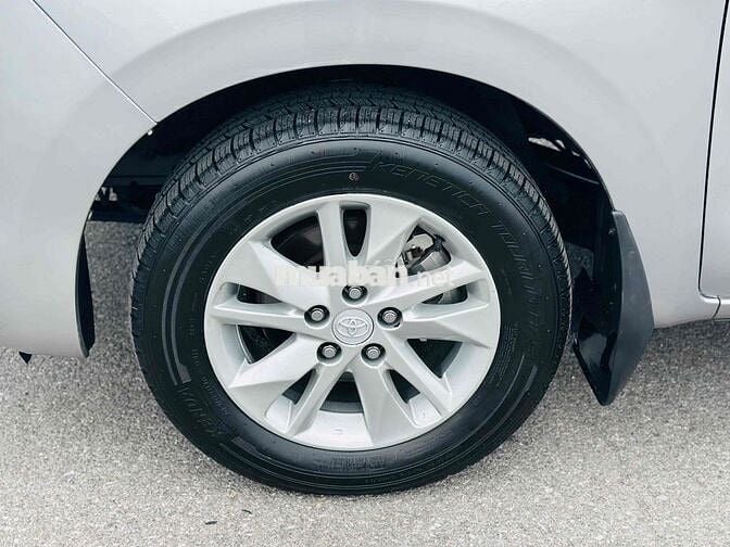 Toyota Innova 2018 2.0E MT