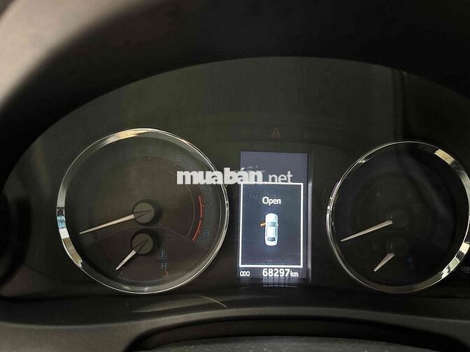 Toyota Corolla Altis 2019 1.8G xe đẹp BH 1 năm
