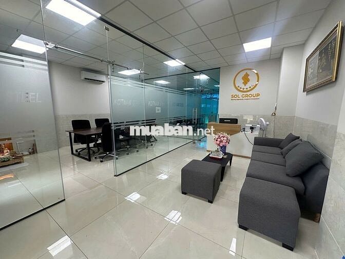 Tầng trệt 7x20m sẵn 3 phòng ở Vạn Phúc, có máy lạnh hầm xe. Giá 18 tr