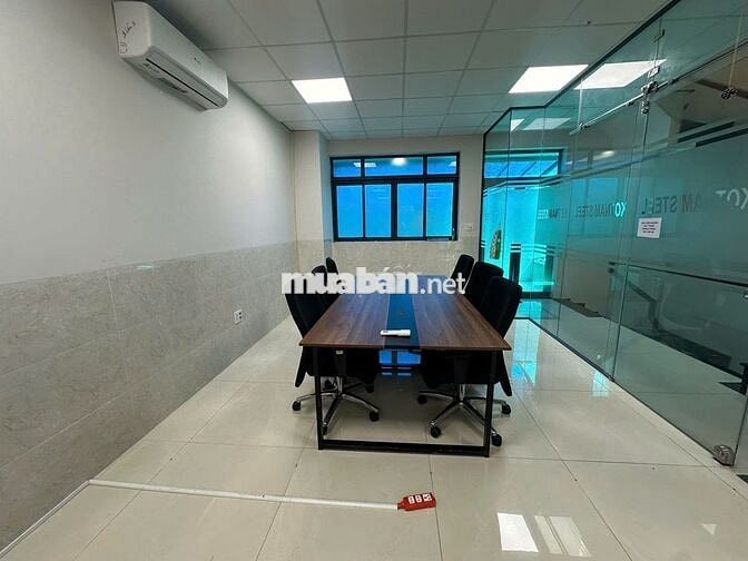 Tầng trệt 7x20m sẵn 3 phòng ở Vạn Phúc, có máy lạnh hầm xe. Giá 18 tr