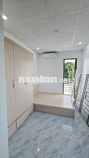 Khai trương CCMN 28-35m2 Full đồ. Ban công thoáng tại Đường Láng