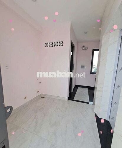 CHO THUÊ NHÀ 5X22(TRỆT+LỬNG+2LẦU+SÂN THƯỢNG)FULL MÁY LẠNH,THANG MÁY