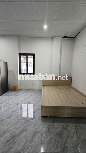 Khai trương CCMN 28-35m2 Full đồ. Ban công thoáng tại Đường Láng