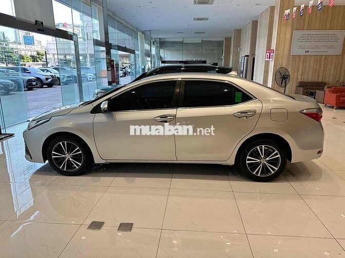 Toyota Corolla Altis 2019 1.8G xe đẹp BH 1 năm